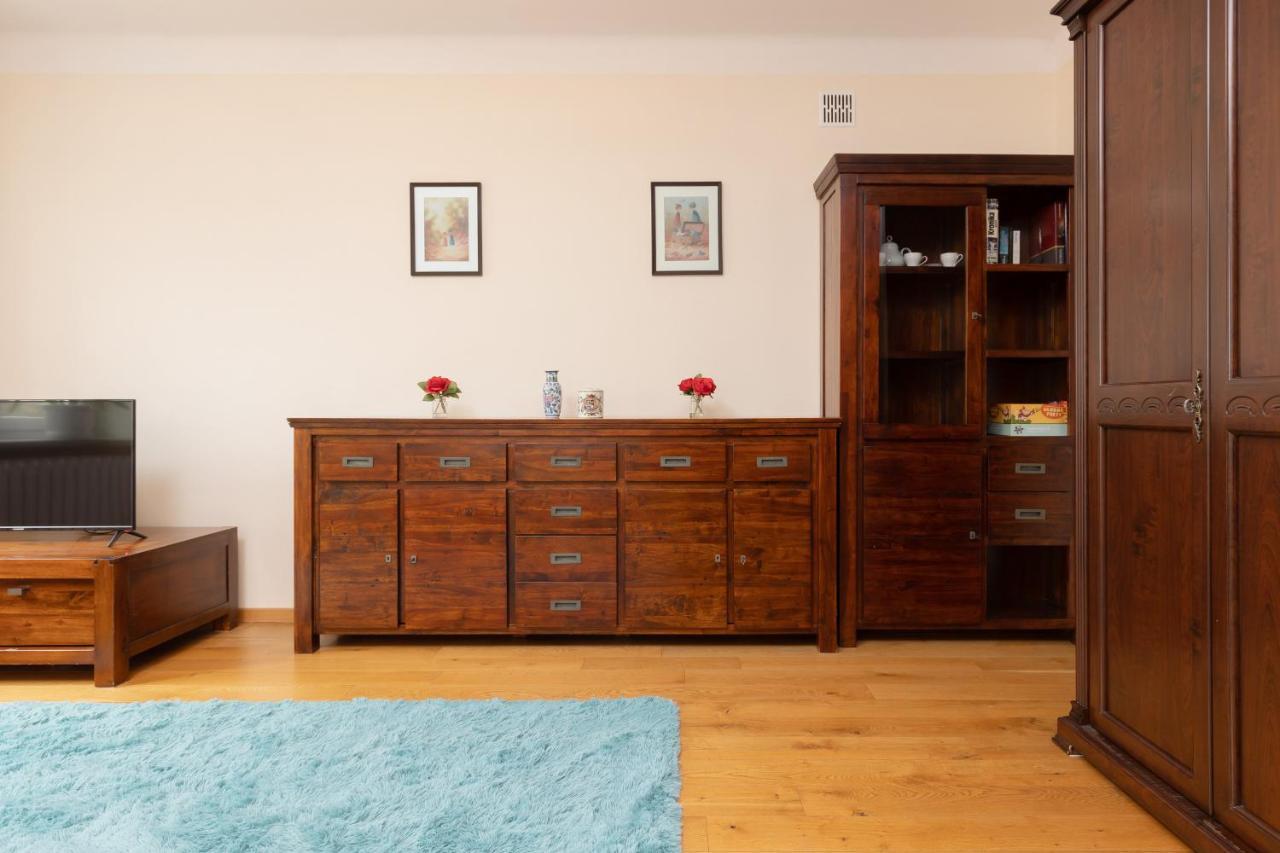 Metro Raclawicka Cozy Studio Apartment By Noclegi Renters Varsovie Extérieur photo
